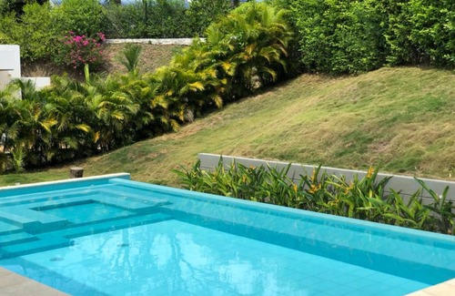 Girardot House | Quinta en Condominio Campestre el Peñón