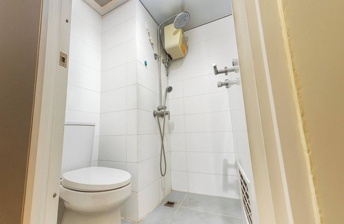 Semarang Apartment | Quintessa Room at Candiland Apartement
