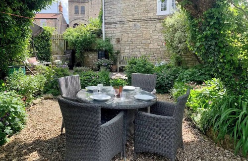 Paulton Cottage | Quintessential Cottage near Bath, from 1650’s