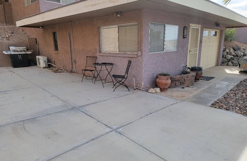 Lake Havasu City House | Quite studio with RV parking