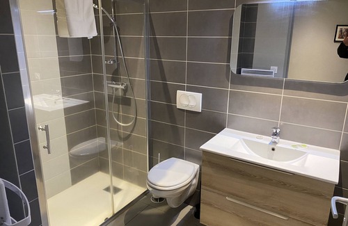 Alleuze Apartment | Résidence Apparten Ville Studio 2 Personnes Balcon