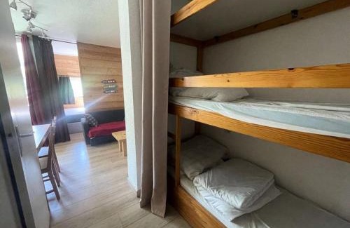 Mont-de-Lans Apartment | Résidence Arc En Ciel C - Appartement de charme pour 4 personnes idéalement situé dans un secteur calme proche des pistes MAE-5561