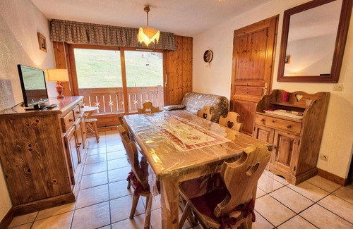 Flumet Apartment | Résidence Le Schuss 1 - Appartement sur le front de neige des Evettes MAE-2734