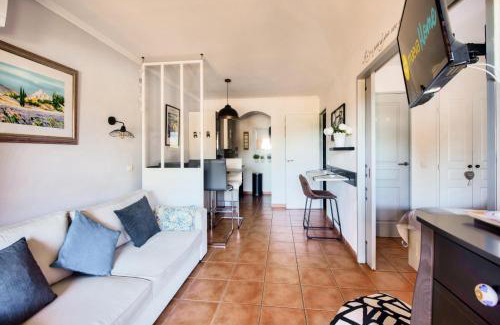 Pont Royal Apartment | Résidence Hôtel du Golf de Pont Royal - maeva Home - Appartement climatisé 2 pièces 4 personnes - Prestige - super Home MAE-8801