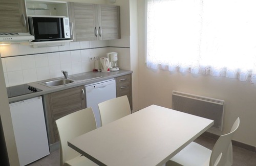 Vieux-Boucau-les-Bains Apartment | Résidence Lagocéan T2 Classic by Interhome