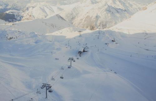 Les Deux Alpes Resort | Résidence Meijotel by Leavetown Vacations