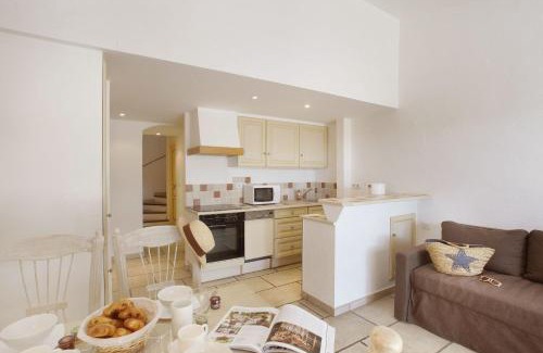 Gordes Apartment | Résidence Odalys La Bastide des Chênes