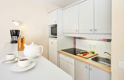 Soulac-sur-Mer Apartment | Résidence Pierre & Vacances Les Dunes du Médoc*** - Apartment for 6 people - 1 bedroom + 1 sleeping area - Terrace or balcony