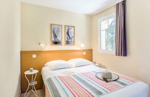 Soulac-sur-Mer Apartment | Résidence Pierre & Vacances Les Dunes du Médoc*** - Apartment for 6 people - 1 bedroom + 1 sleeping area - Terrace or balcony
