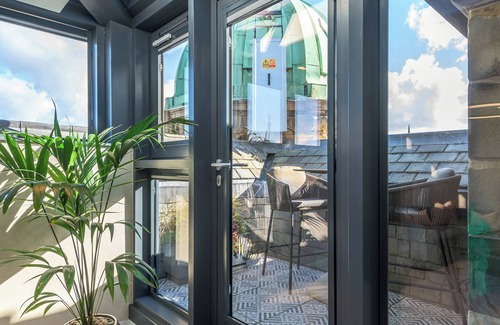 New Town Apartment | RÌGH Residences