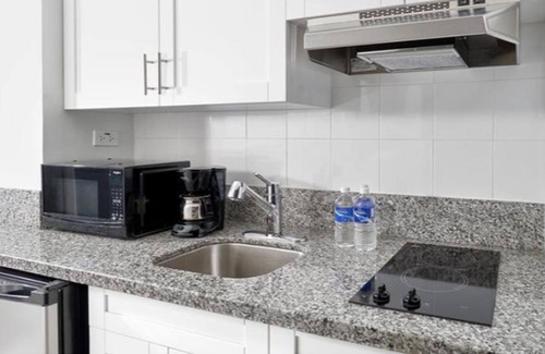 New Kingston Hotel | R Hotel Kingston