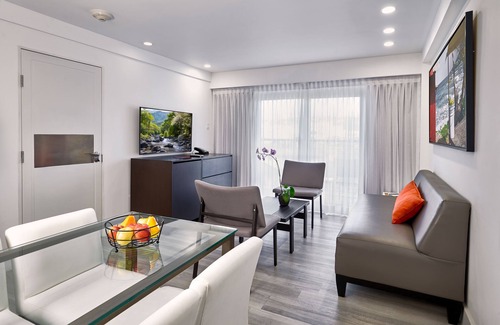 New Kingston Hotel | R Hotel Kingston