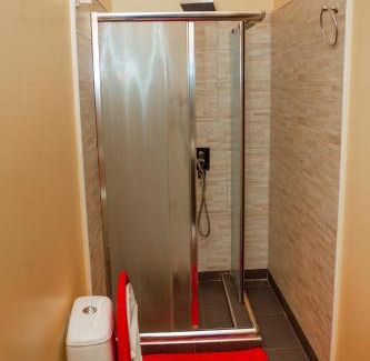 Entebbe Apartment | R & R FURNISHED APPARTMENT AKRIGHT CITY BWEBAJJA