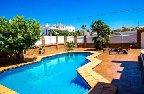 Cunit Villa | R116 Villa con piscina en Cunit