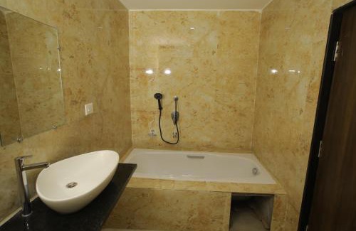 Khammam Hotel | RADHA RANI RESIDENCY