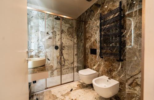 Porta Volta Apartment | Raffaello Moscova Golden House