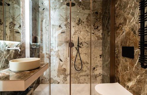 Porta Volta Apartment | Raffaello Moscova Golden House