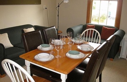 Ohakune House | Railway Cottage - Ohakune Holiday Home