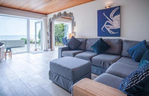Saundersfoot House | Rainbow Leap - 5 Bed Holiday Home - Saundersfoot