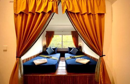 Thma Bang Resort | Rainbow Lodge