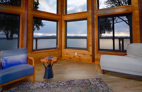Olympia House | Rainier View Waterfront Retreat - Sleeps up to 15