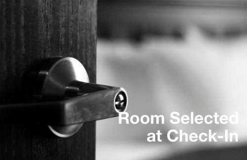 Downtown Calgary Hotel | Ramada Plaza by Wyndham Calgary Downtown