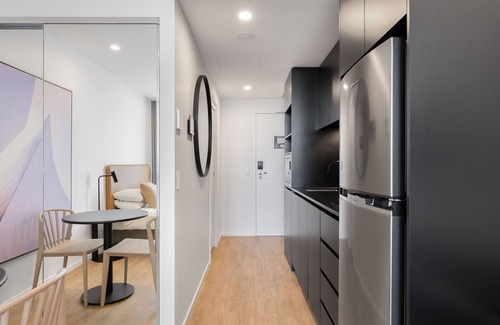 Woolloongabba Apartment | Rambla @ South City SQ