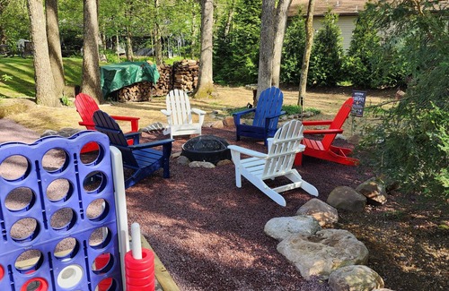 Jim Thorpe House | Ranch at Bear Creek Lake Jim Thorpe game room, fire pit walk to pool and lake!