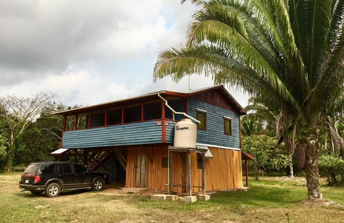Hopkins House | Ranch House, location in the Jungle near Hopkins Village