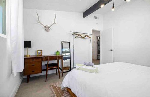 Twentynine Palms House | Rancho Relaxo - hot tub, fire pit, open air bath and comfy beds