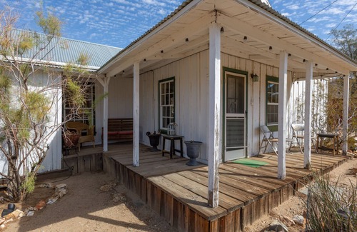 California Desert Cabin | Randsburg historical rectory 3 bedroom home