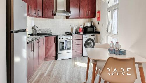 Discovery Gardens Apartment | Rare Holiday Homes - Mediterranean Cluster - Near Ibn Battuta Mall - Discovery Garden - Building# Med 85 - R403