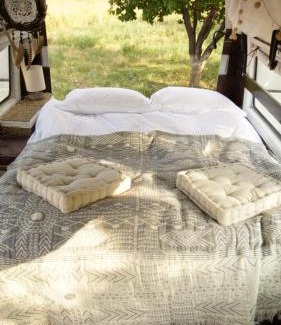 Yerevan Other | Ratlook bus Banya