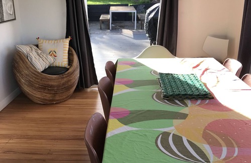 Raumati Beach House | Raumati Beach Gemn