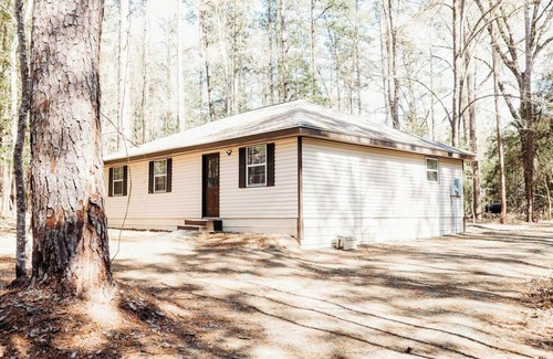 Brookeland House | Rayburn’s Drowsy Lane Retreat- Fish & Golf Getaway