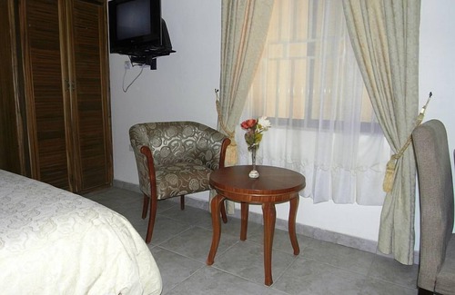 Abelemkpe Hotel | Rayporsh Hotel