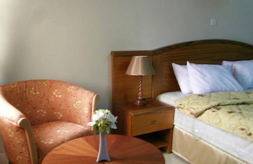 Abelemkpe Hotel | Rayporsh Hotel