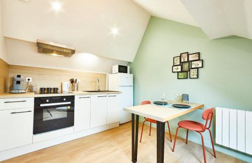 Mulhouse Apartment | RB-3 Charmant appartement 2 pers dans les combles 3ème étage