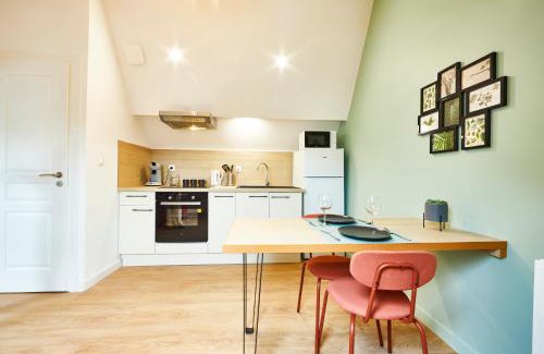 Mulhouse Apartment | RB-3 Charmant appartement 2 pers dans les combles 3ème étage