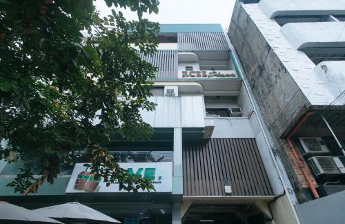 Cebu Hotel | Rcee Place by RedDoorz