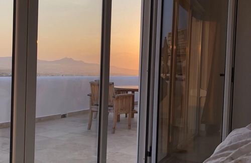 Centro Condo | Ready and Clean: Renovated Condo in fabulous Pedregal, Ocean, city and Mtn views