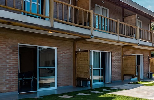 Feiticeira Condo | Recanto da Feiticeira | Family suite with pool