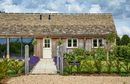 Ampney Crucis House | Recent Cotswolds Barn Conversion near Bibury