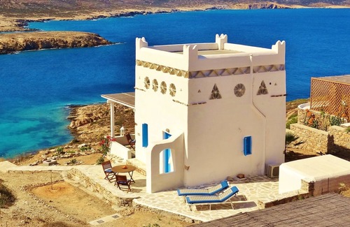 Antiparos House | Recently built, charming, Cyclades type house with panoramic view of the Aegean