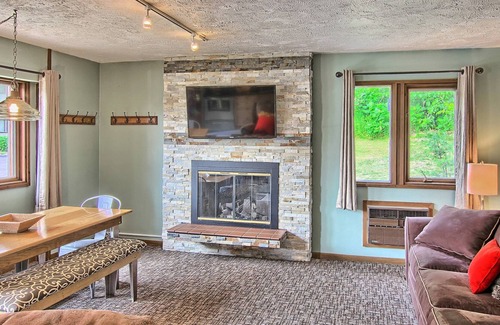 Boyne Falls Villa | Recently Remodeled 3 Bedroom, 2 Bath Mountain Villa Condo #365S