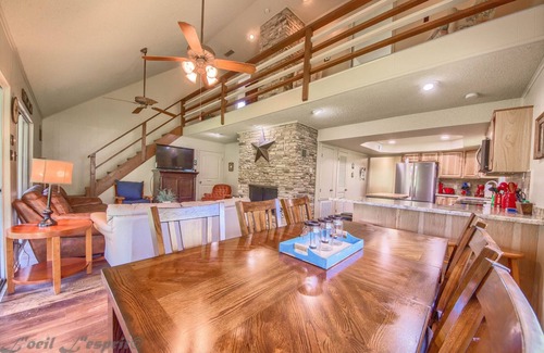 New Braunfels House | Red Barn Rr9122rb 5 Bedroom Home by RedAwning