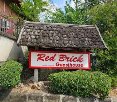 Chang Khlan Hostel | Red Brick