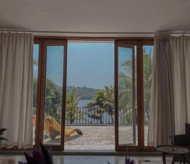 Elpitiya Bed & Breakfast | Red Mangrove