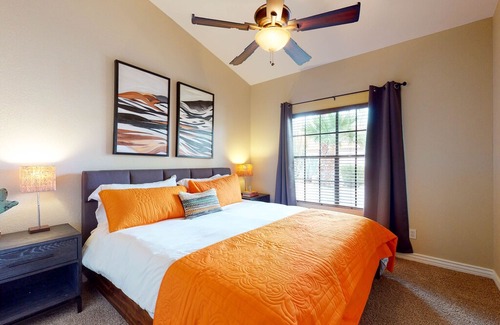 Red Mountain Ranch House | Red Mountain Ranch Golf Retreat in Mesa