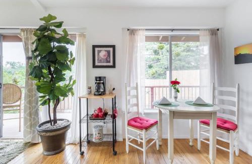 Uptown Sedona House | Red Rock Retreat with 360 Panoramic Views & Steps to Uptown Shops